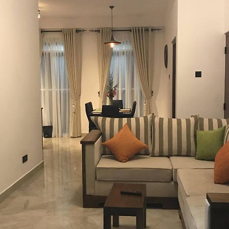 Regal Rose Luxury Holiday Apartments Нувара-Елія Екстер'єр фото