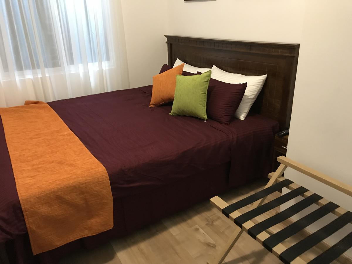 Regal Rose Luxury Holiday Apartments Нувара-Елія Екстер'єр фото
