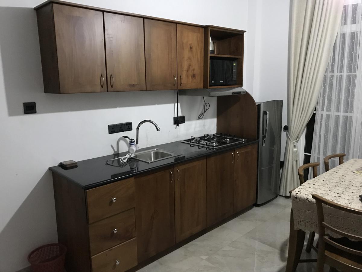 Regal Rose Luxury Holiday Apartments Нувара-Елія Екстер'єр фото